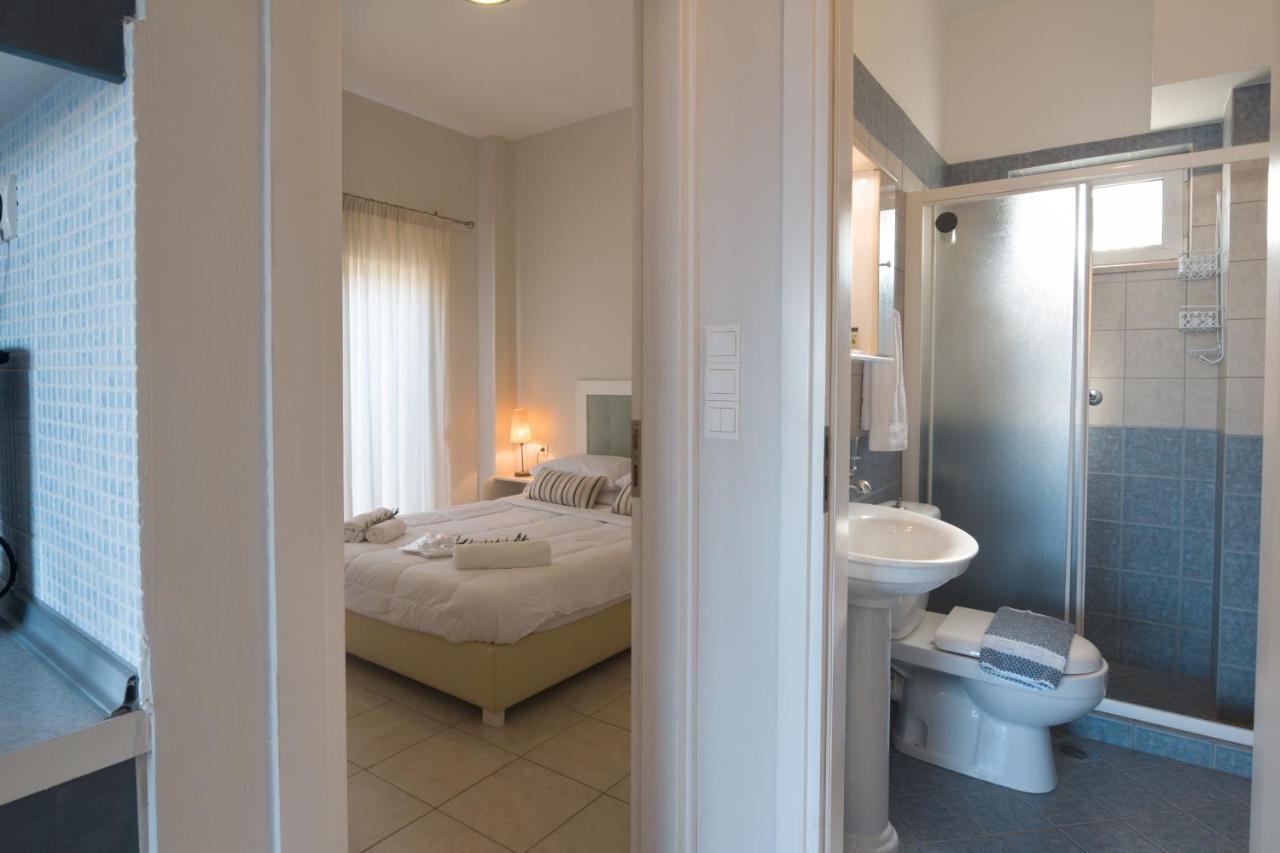 Like Home Agia Marina  Exterior photo