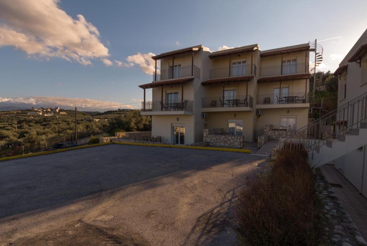 Like Home Agia Marina  Exterior photo